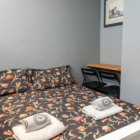 Apartament Private Design - Reach Duomo Square In 20 Min Mediolan